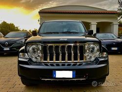 Nero Usata 2009 Jeep Cherokee SUV | 4500 € (Ottimo prezzo)