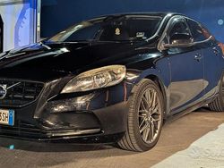 Nero Usata 2013 Volvo V40 Momentum Tre volumi | 5000 €