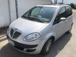 Grigio Usata 2007 Lancia Musa Monovolume | 3900 € (Buon prezzo)