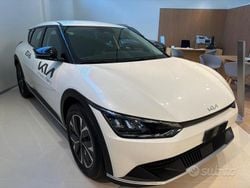 Bianco Nuova 2025 Kia EV6 SUV | 42.600 € (Cara)