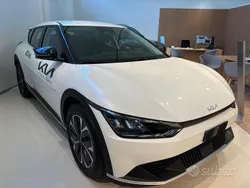 Nuova 2025 Kia EV6 2 SUV | 42.600 € (Buon prezzo)