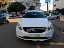 Bianco Usata 2014 Volvo XC60 Momentum SUV | 17.700 €