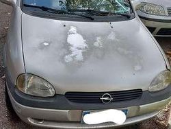 Usata 2000 Opel Corsa Tre volumi | 1000 € (Super prezzo)