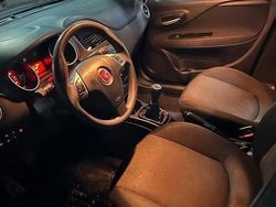 Bianco Usata 2013 Fiat Punto Evo Due volumi | 4000 € (Buon prezzo)