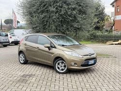 Bronzo Usata 2012 Ford Fiesta Business Edition Tre volumi | 5700 € (Buon prezzo)