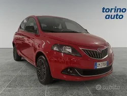 Rosso Usata 2023 Lancia Ypsilon Gold Due volumi | 13.900 € (Buon prezzo)