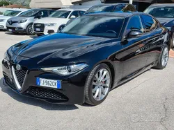 Nero Usata 2017 Alfa Romeo Giulia Super Tre volumi | 14.600 € (Buon prezzo)