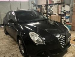 Nero Usata 2013 Alfa Romeo Giulietta Due volumi | 4750 € (Super prezzo)