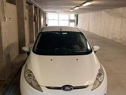 Bianco Usata 2012 Ford Fiesta Titanium Tre volumi | 5400 € (Molto cara)