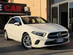 Bianco Usata 2019 Mercedes A180 Business Tre volumi | 18.999 € (Buon prezzo)