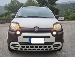 Bianco Usata 2017 Fiat Panda Cross Cross Due volumi | 9990 € (Ottimo prezzo)