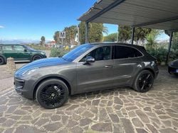 Grigio Usata 2014 Porsche Macan SUV | 26.000 € (Molto cara)