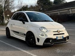 Bianco Usata 2021 Abarth 595 Pista Tre volumi | 19.000 € (Buon prezzo)