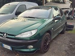 Other Usata 2002 Peugeot 206 Tre volumi | 1500 € (Buon prezzo)