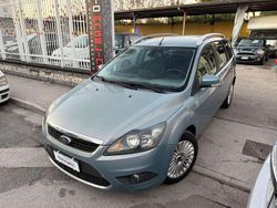 Grigio Usata 2009 Ford Focus Station wagon | 2750 € (Buon prezzo)