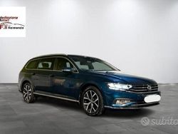 Blu Usata 2022 VW Passat Executive Station wagon | 20.500 € (Cara)