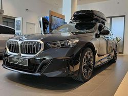 Carbon black metallizzato Usata 2024 BMW i5 Tre volumi | 64.900 € (Super prezzo)