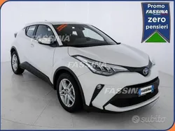 Bianco Usata 2023 Toyota C-HR Business Edition SUV | 23.800 € (Buon prezzo)