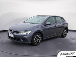 Smocky grey Usata 2024 VW Polo Life Tre volumi | 18.900 € (Buon prezzo)