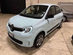 Celeste Usata 2024 Renault Twingo Urban Night Due volumi | 13.900 € (Buon prezzo)