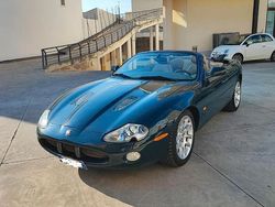 Verde Usata 2002 Jaguar XKR Cabrio | 27.500 € (Super prezzo)