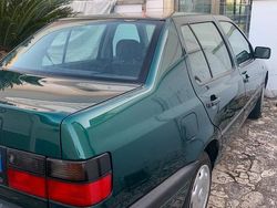 Verde Usata 1997 VW Vento Tre volumi | 4000 €