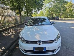 Usata 2016 VW Golf Trendline Tre volumi | 8000 €