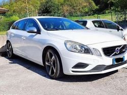 Usata 2011 Volvo V60 R-Design Station wagon | 5800 €