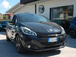 Grigio Usata 2019 Peugeot 208 GT-line Due volumi | 10.490 € (Super prezzo)