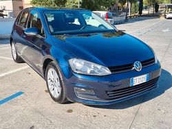 Blu Usata 2013 VW Golf Comfortline Tre volumi | 7700 € (Buon prezzo)
