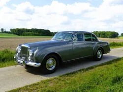 Grigio Usata 1960 Bentley Continental Tre volumi | 178.000 €