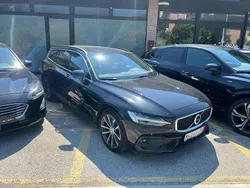 Nero Usata 2021 Volvo V60 Station wagon | 26.900 € (Molto cara)