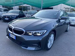 Grigio Usata 2020 BMW 318 Advantage Station wagon | 22.490 € (Buon prezzo)