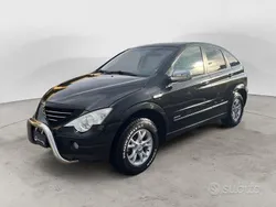 Nero Usata 2008 Ssangyong Actyon SUV | 4990 €