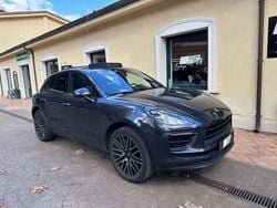 Grigio Usata 2024 Porsche Macan SUV | 80.900 € (Molto cara)