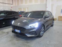 Grigio Usata 2020 Ford Focus ST-Line Due volumi | 19.900 € (Molto cara)