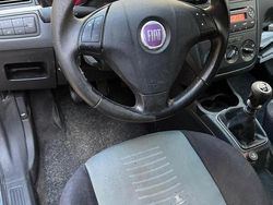 Grigio Usata 2008 Fiat Grande Punto Due volumi | 4100 € (Molto cara)