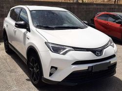 Usata 2018 Toyota RAV4 Hybrid SUV | 19.500 € (Buon prezzo)