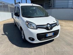 Bianco Usata 2015 Renault Kangoo Monovolume | 8350 € (Cara)