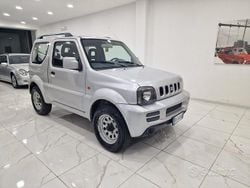 Grigio Usata 2008 Suzuki Jimny SUV | 8800 € (Ottimo prezzo)