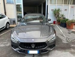 Grigio scuro Usata 2018 Maserati Ghibli Tre volumi | 28.990 € (Super prezzo)