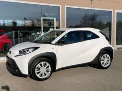 Bianco Nuova 2025 Toyota Aygo X Active SUV | 15.700 € (Buon prezzo)