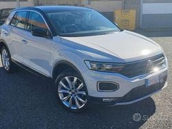 Bianco(met.) Usata 2020 VW T-Roc Advance SUV | 18.800 € (Buon prezzo)
