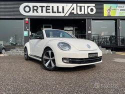 Bianco Usata 2014 VW Maggiolino Sportline Cabrio | 21.600 € (Buon prezzo)