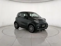 Verde Usata 2023 Smart ForTwo Electric Drive Tre volumi | 19.900 € (Molto cara)