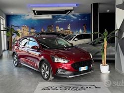 Rosso Usata 2019 Ford Focus Active Tre volumi | 11.999 € (Buon prezzo)