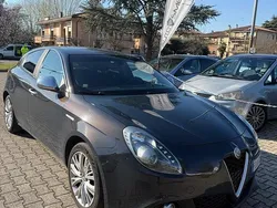 Marrone Usata 2016 Alfa Romeo Giulietta Super Due volumi | 8500 € (Buon prezzo)
