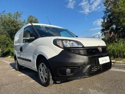 Bianco(met.) Usata 2021 Fiat Doblò Business Monovolume | 12.900 € (Buon prezzo)