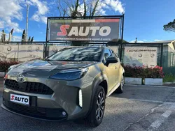 Bronze met Usata 2023 Toyota Yaris Cross Trend SUV | 23.500 € (Buon prezzo)