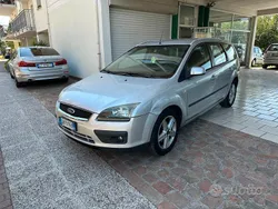 Argento Usata 2006 Ford Focus Style Station wagon | 2200 € (Buon prezzo)